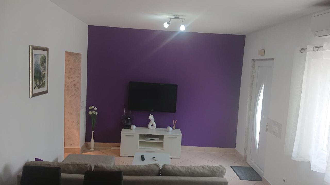 Morepal Apartment Rijeka Exterior photo